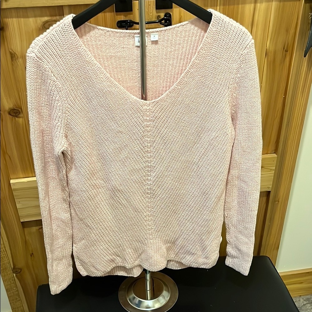 GAP Light Pink V-Neck Sweater for Women